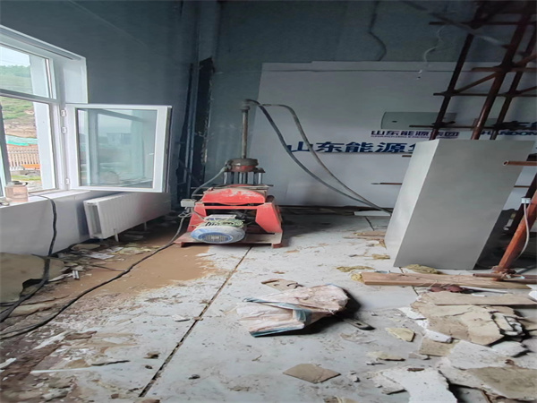 呼兰地基基础下沉墙体裂缝加固注浆顶升施工